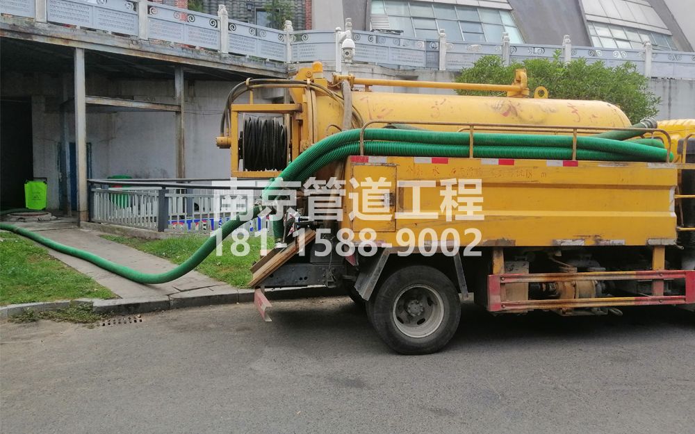 277学校商场隔油池吸污